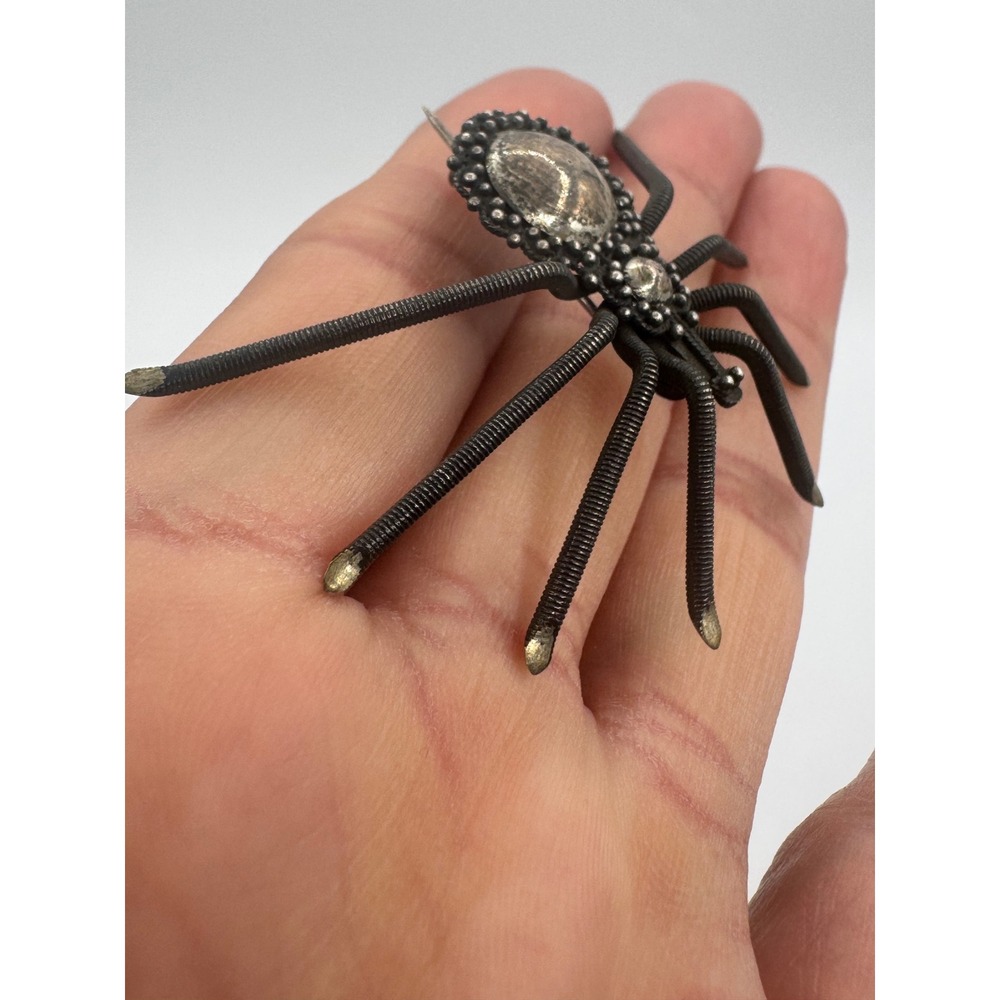 Vintage Spider Brooch Sterling Silver Insect Textured Coiled Pin Gothic Victoria - Picture 3 of 7